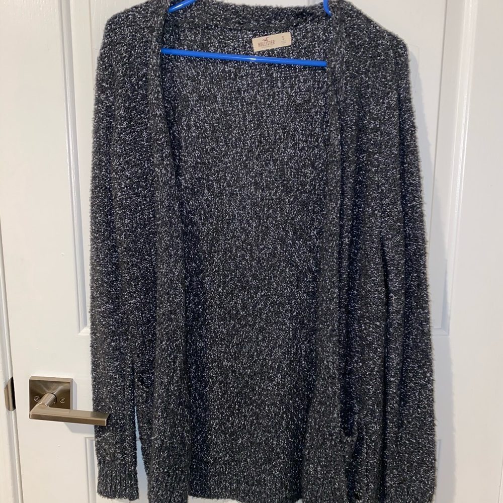 Hollister cardigan